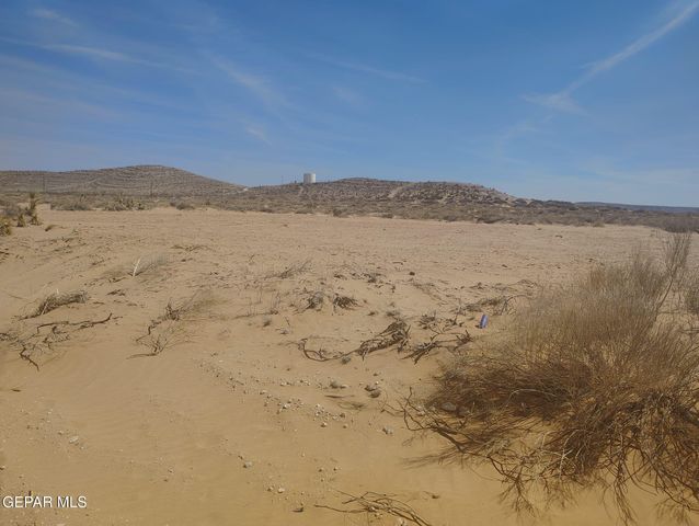 PN-23209 Kaplan Road, Clint, TX 79928