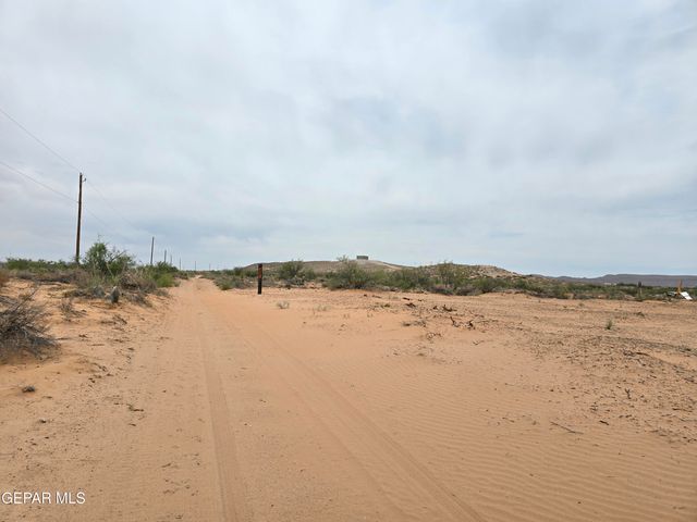 PN-23209 Kaplan Road, Clint, TX 79928