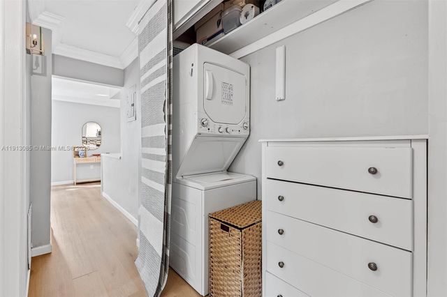 8617 SW 68th Ct 2, Pinecrest, FL 33156