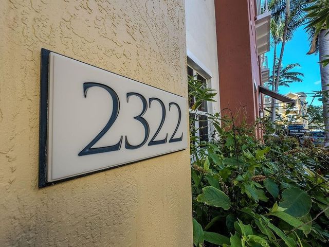 2322 Vintage Drive, Lighthouse Point, FL 33064