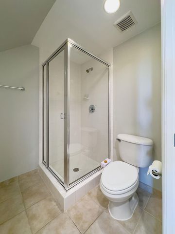 2322 Vintage Drive, Lighthouse Point, FL 33064
