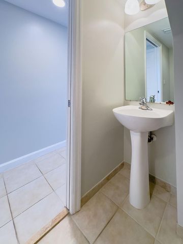 2322 Vintage Drive, Lighthouse Point, FL 33064