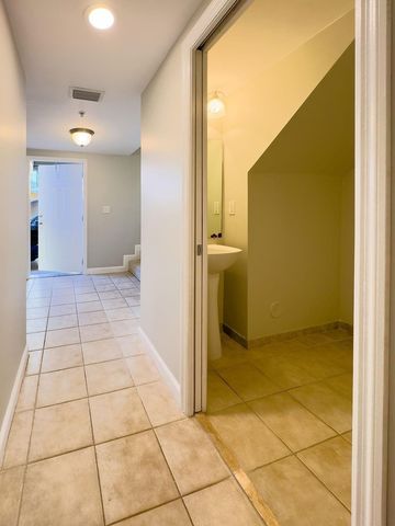 2322 Vintage Drive, Lighthouse Point, FL 33064