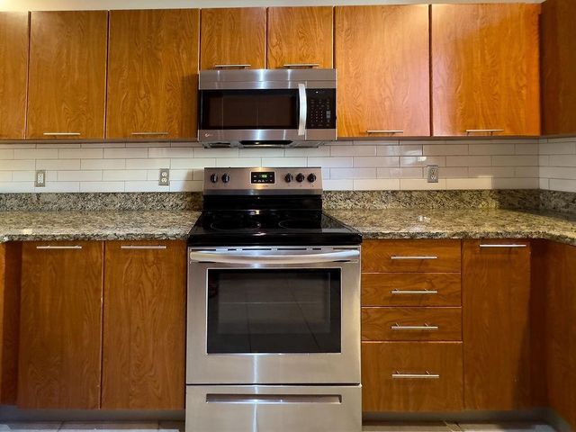 2322 Vintage Drive, Lighthouse Point, FL 33064