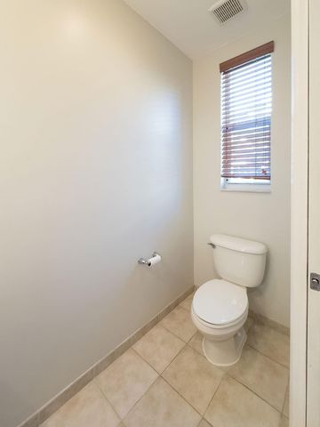 2322 Vintage Drive, Lighthouse Point, FL 33064