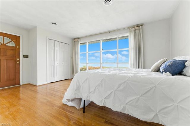 1 Warwick ST, Portsmouth, VA 23707