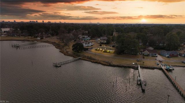 1 Warwick ST, Portsmouth, VA 23707