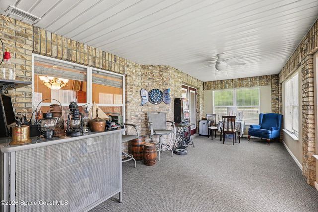 3525 Gloria Avenue, Mims, FL 32754