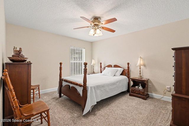 3525 Gloria Avenue, Mims, FL 32754