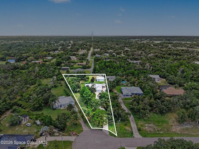 3525 Gloria Avenue, Mims, FL 32754