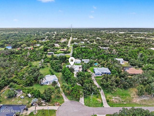 3525 Gloria Avenue, Mims, FL 32754