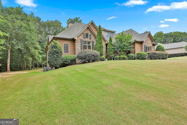 555 Mountains Edge, Peachtree City, GA 30269