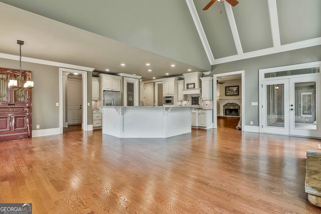 555 Mountains Edge, Peachtree City, GA 30269