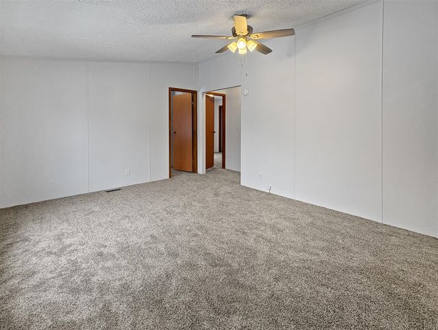 253 E Scarlet Oak Drive, Coopersville, MI 49404