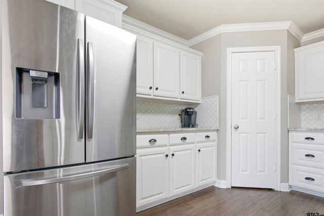 1741 Elk River Rd, Tyler, TX 75703