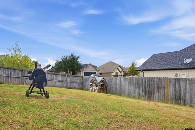 1741 Elk River Rd, Tyler, TX 75703