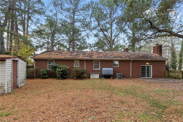 3403 Lilac DR, Portsmouth, VA 23703