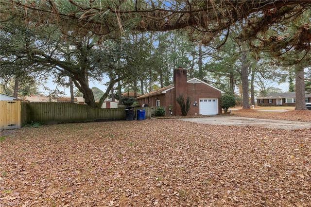 3403 Lilac DR, Portsmouth, VA 23703