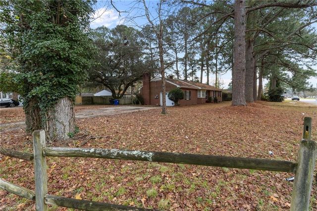 3403 Lilac DR, Portsmouth, VA 23703