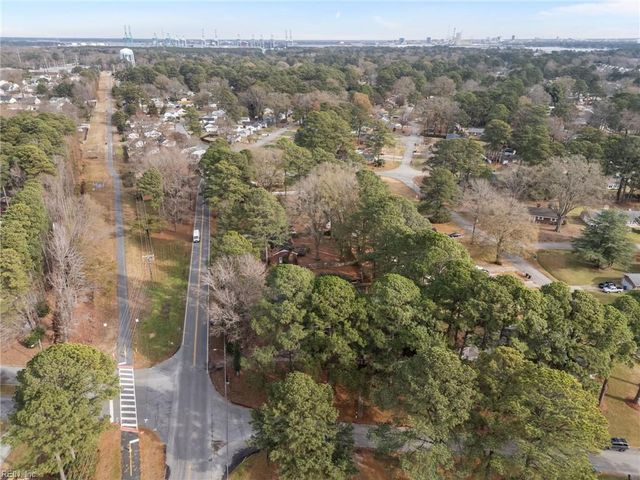 3403 Lilac DR, Portsmouth, VA 23703