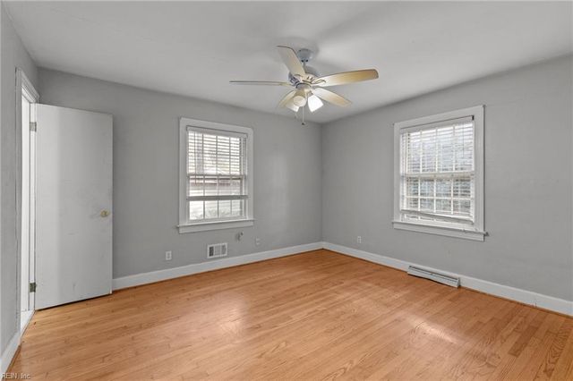 3403 Lilac DR, Portsmouth, VA 23703