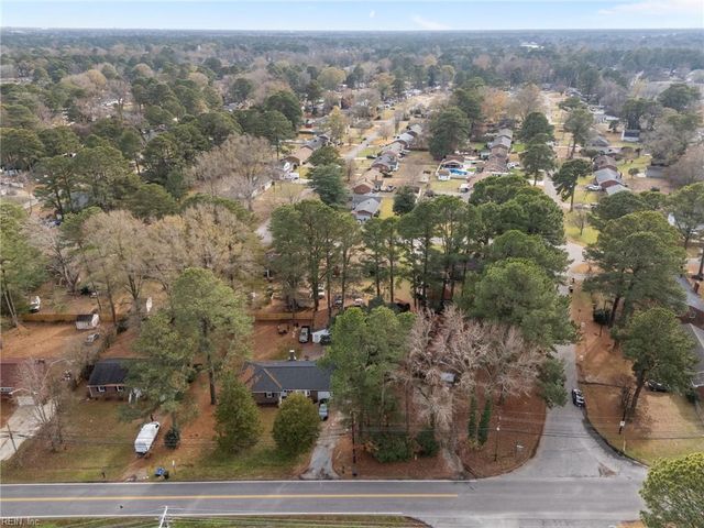 3403 Lilac DR, Portsmouth, VA 23703