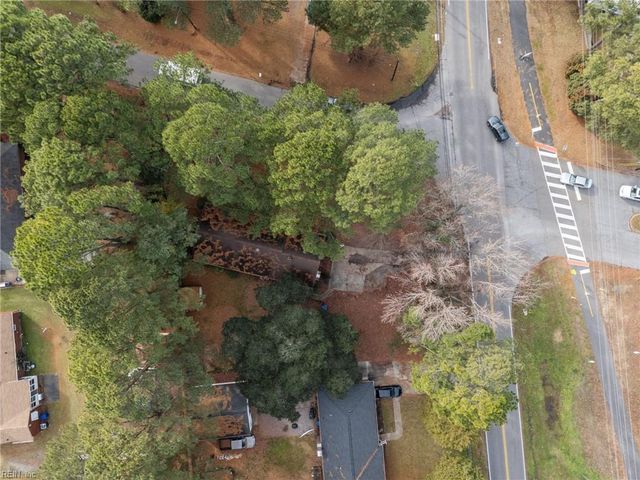 3403 Lilac DR, Portsmouth, VA 23703