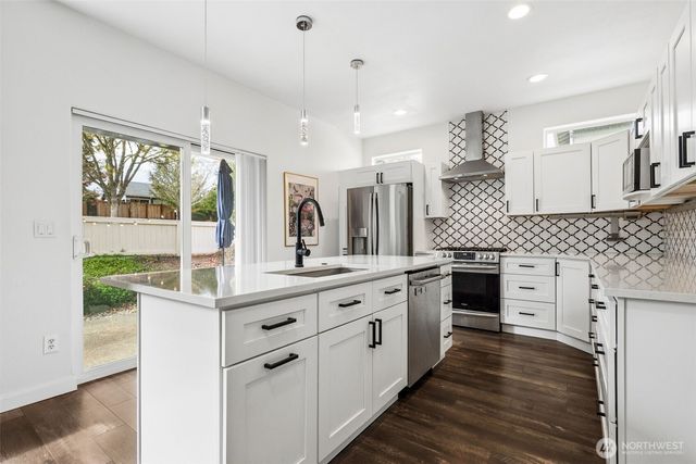 4209 Campus Green Drive NE, Lacey, WA 98516