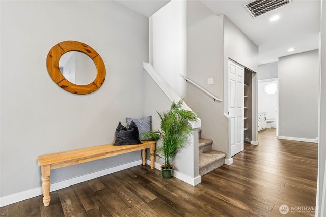 4209 Campus Green Drive NE, Lacey, WA 98516