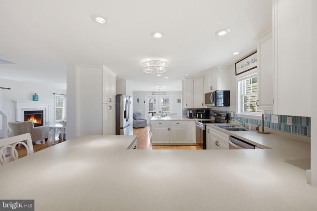 107 N SUFFOLK AVE, Ventnor City, NJ 08406
