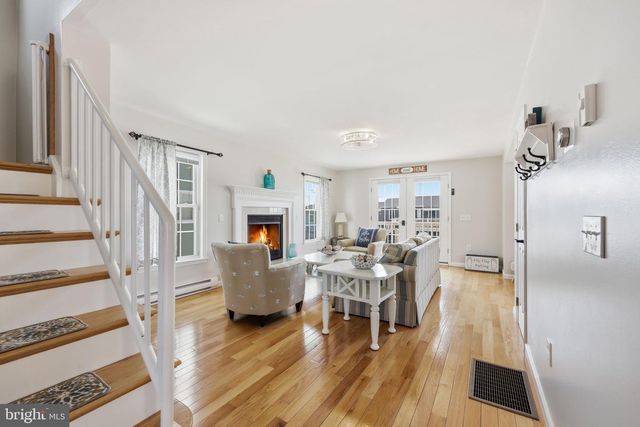 107 N SUFFOLK AVE, Ventnor City, NJ 08406
