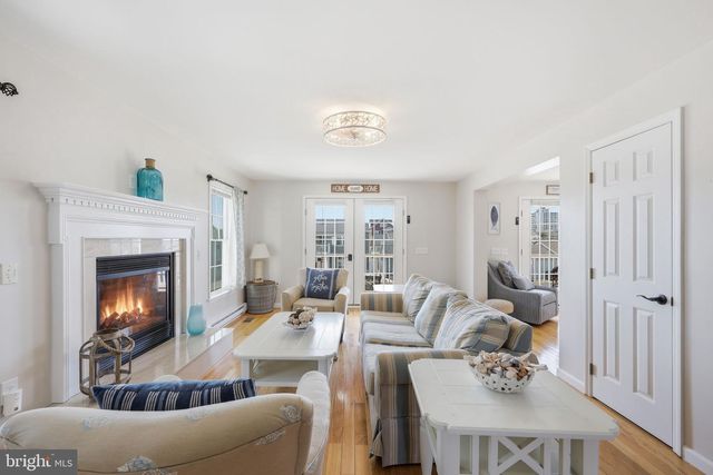 107 N SUFFOLK AVE, Ventnor City, NJ 08406