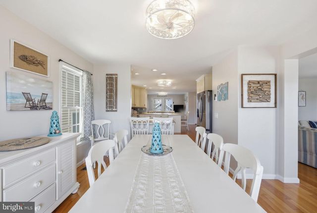 107 N SUFFOLK AVE, Ventnor City, NJ 08406