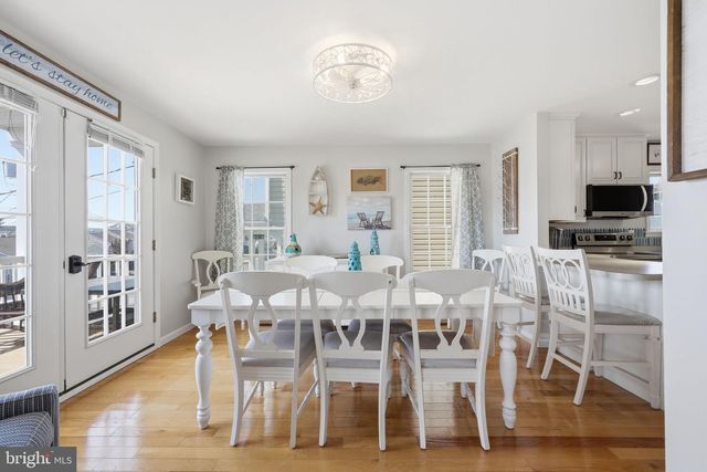 107 N SUFFOLK AVE, Ventnor City, NJ 08406