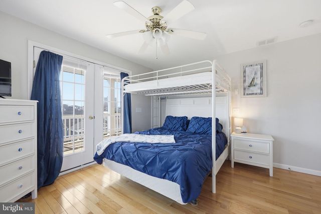 107 N SUFFOLK AVE, Ventnor City, NJ 08406