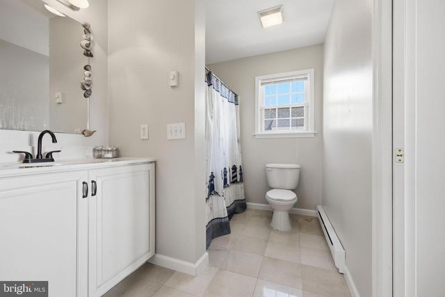 107 N SUFFOLK AVE, Ventnor City, NJ 08406
