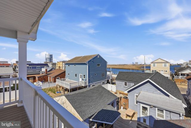 107 N SUFFOLK AVE, Ventnor City, NJ 08406
