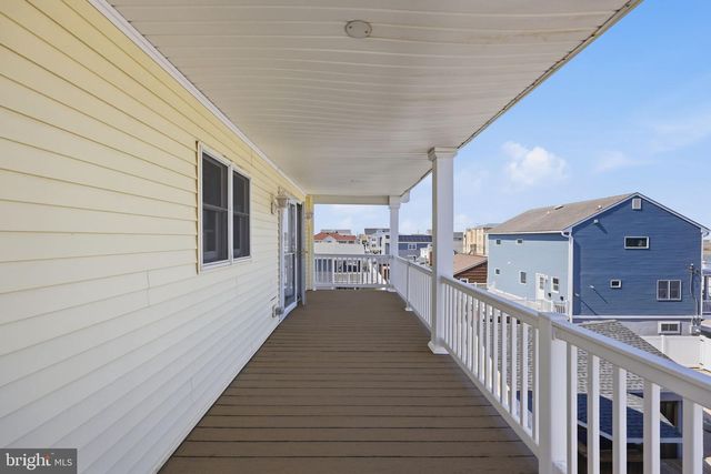 107 N SUFFOLK AVE, Ventnor City, NJ 08406