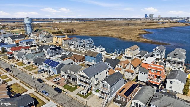 107 N SUFFOLK AVE, Ventnor City, NJ 08406