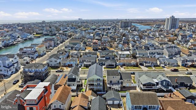 107 N SUFFOLK AVE, Ventnor City, NJ 08406