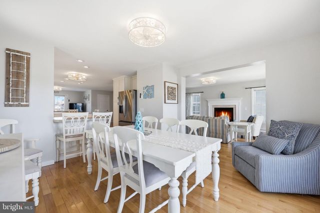 107 N SUFFOLK AVE, Ventnor City, NJ 08406