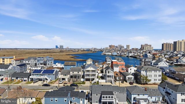 107 N SUFFOLK AVE, Ventnor City, NJ 08406