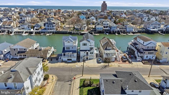 107 N SUFFOLK AVE, Ventnor City, NJ 08406