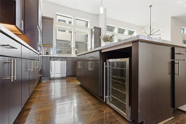 2203 Colorado Street, Houston, TX 77007