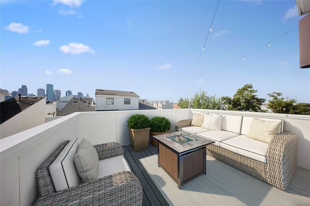 2203 Colorado Street, Houston, TX 77007