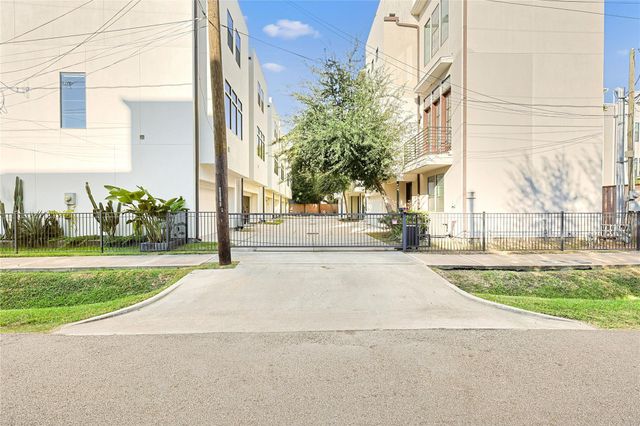 2203 Colorado Street, Houston, TX 77007