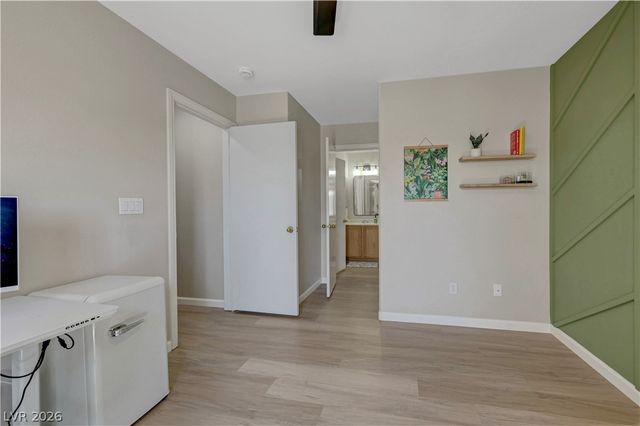 6878 Mesita Avenue, Las Vegas, NV 89122
