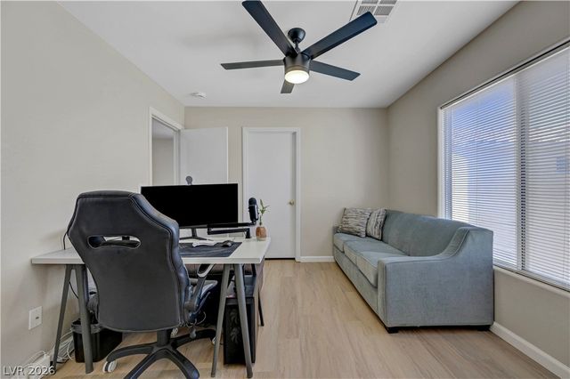 6878 Mesita Avenue, Las Vegas, NV 89122
