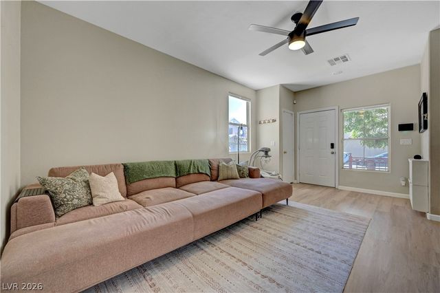 6878 Mesita Avenue, Las Vegas, NV 89122