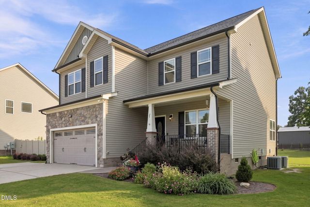 25 Brushwood Court, Youngsville, NC 27596